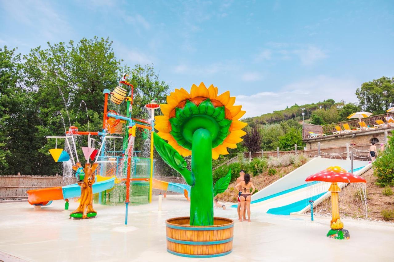 Le Pianacce Camping Village Castagneto Carducci Exterior photo